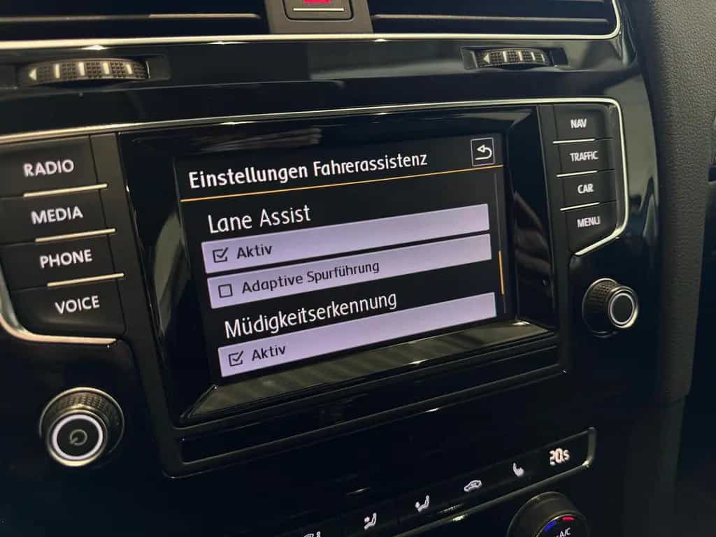 Volkswagen Golf Highline BMT *MASSAGE, ACC, RFK, XENON* 03/2014-photo-33