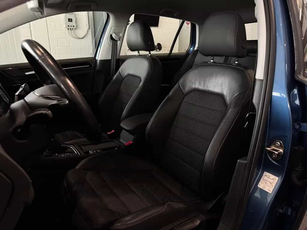Volkswagen Golf Highline BMT *MASSAGE, ACC, RFK, XENON* 03/2014-photo-4