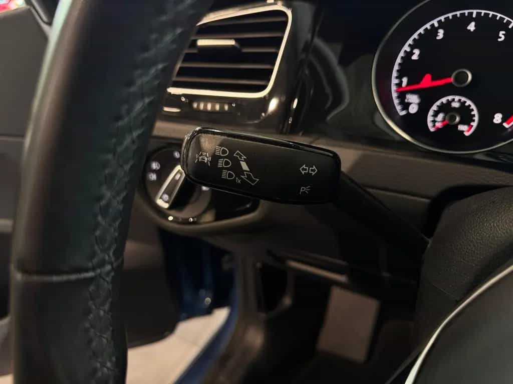 Volkswagen Golf Highline BMT *MASSAGE, ACC, RFK, XENON* 03/2014-photo-40