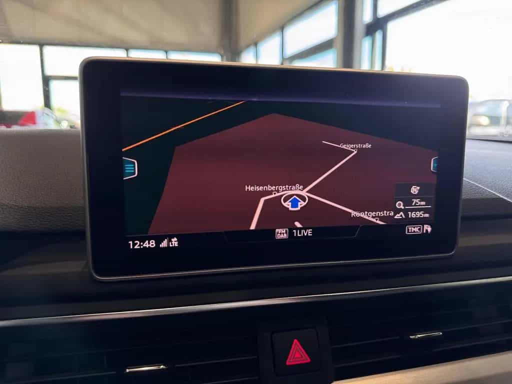 Audi A4 sport *S-LINE, 19", B&O, VIRTUAL, ASSISTENT* 01/2018-photo-29