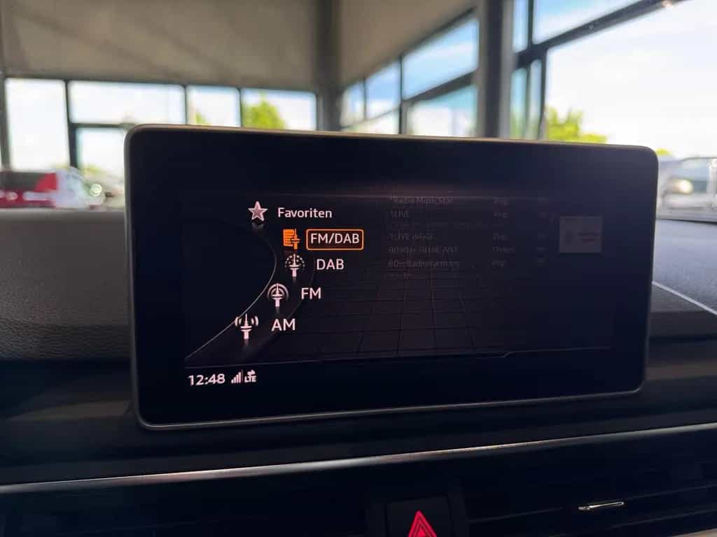 Audi A4 sport *S-LINE, 19", B&O, VIRTUAL, ASSISTENT* 01/2018-photo-32
