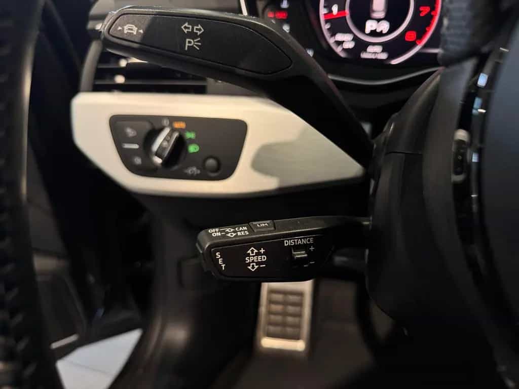Audi A4 sport *S-LINE, 19", B&O, VIRTUAL, ASSISTENT* 01/2018-photo-41