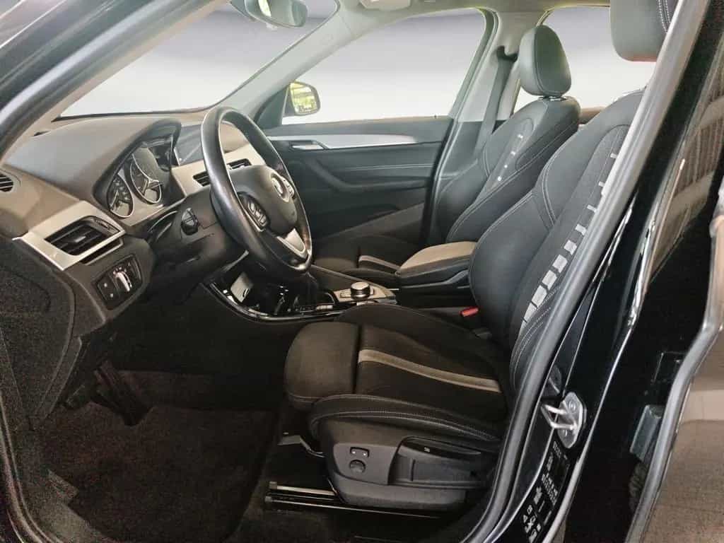 BMW X1 xDrive20i Sport Line Head-Up Navi ACC 09/2017-photo-7