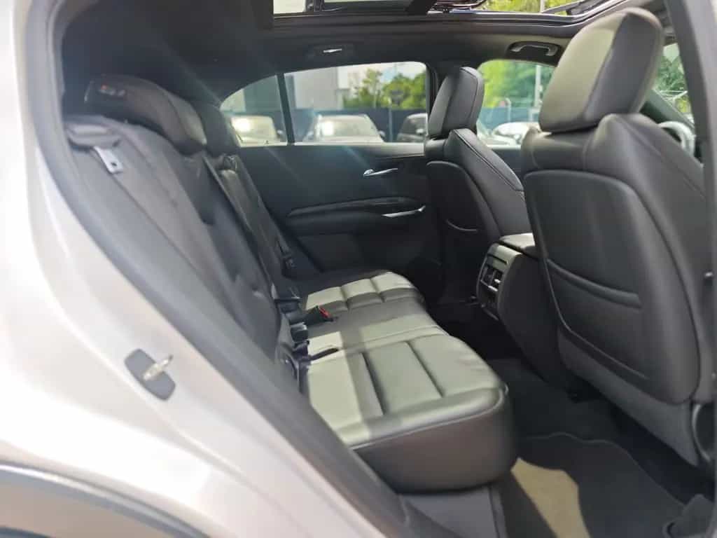 Cadillac XT4 LUXURY AWD *AUT*LEDER*LED*NAVI*KAM* 06/2022-photo-17