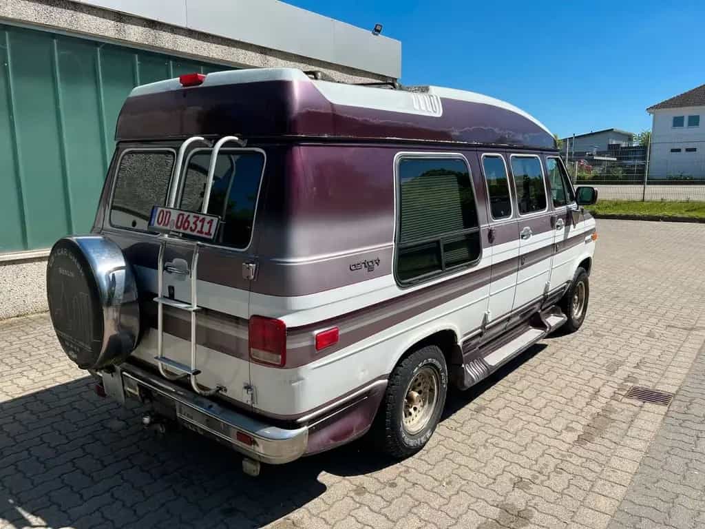 GMC Vandura 2500 05/1997-photo-9