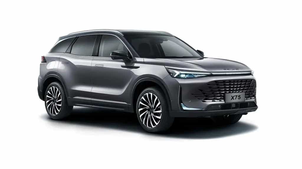 BAIC Beijing X75 , ACC, Pano, VOLL, bis 6J Garantie null-photo-3