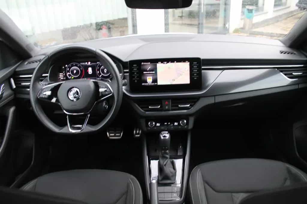 Skoda Scala Style*LED*NAVI*PANO*AHK*PDC* 11/2021-photo-18