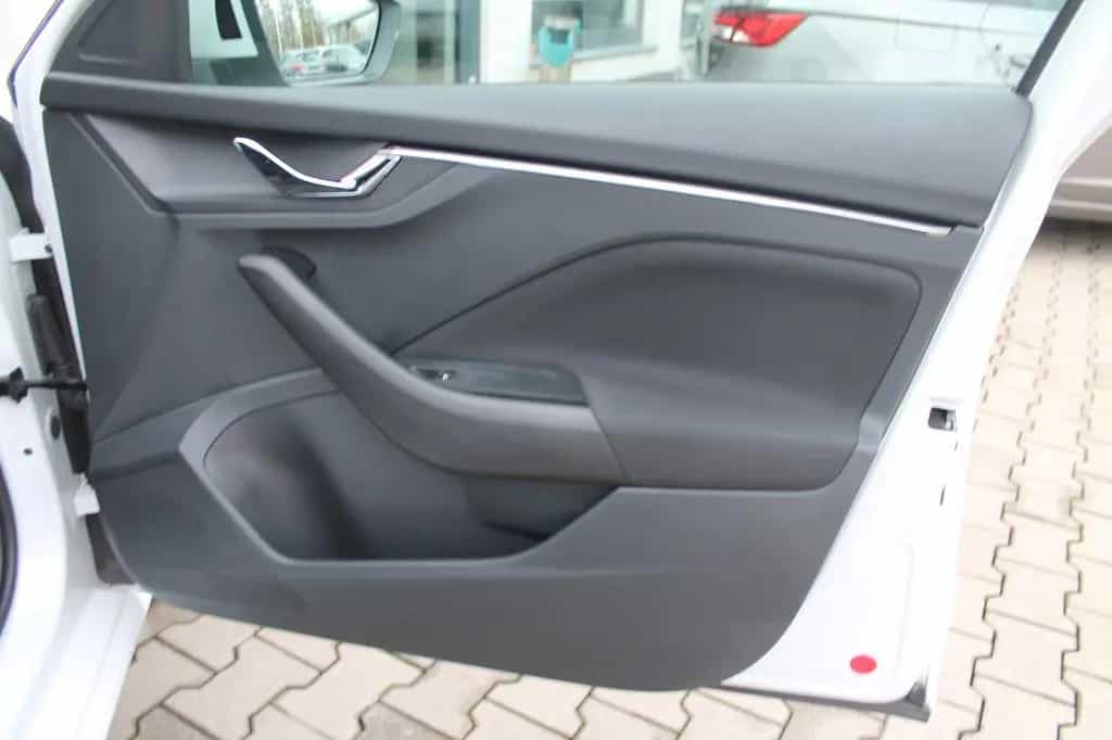 Skoda Scala Style*LED*NAVI*PANO*AHK*PDC* 11/2021-photo-22