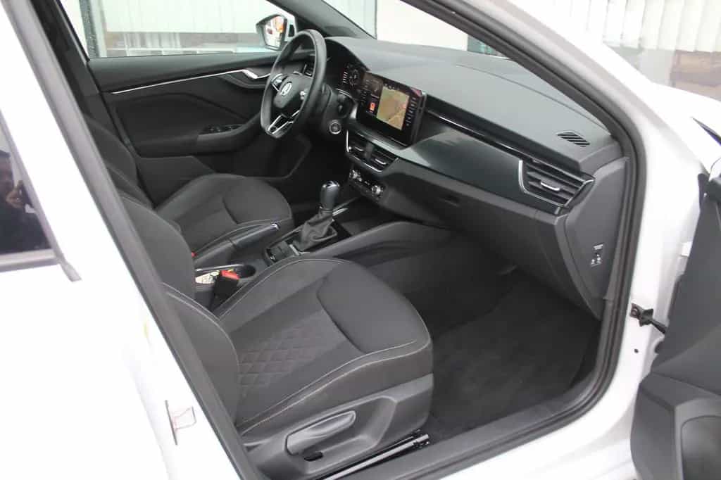 Skoda Scala Style*LED*NAVI*PANO*AHK*PDC* 11/2021-photo-23