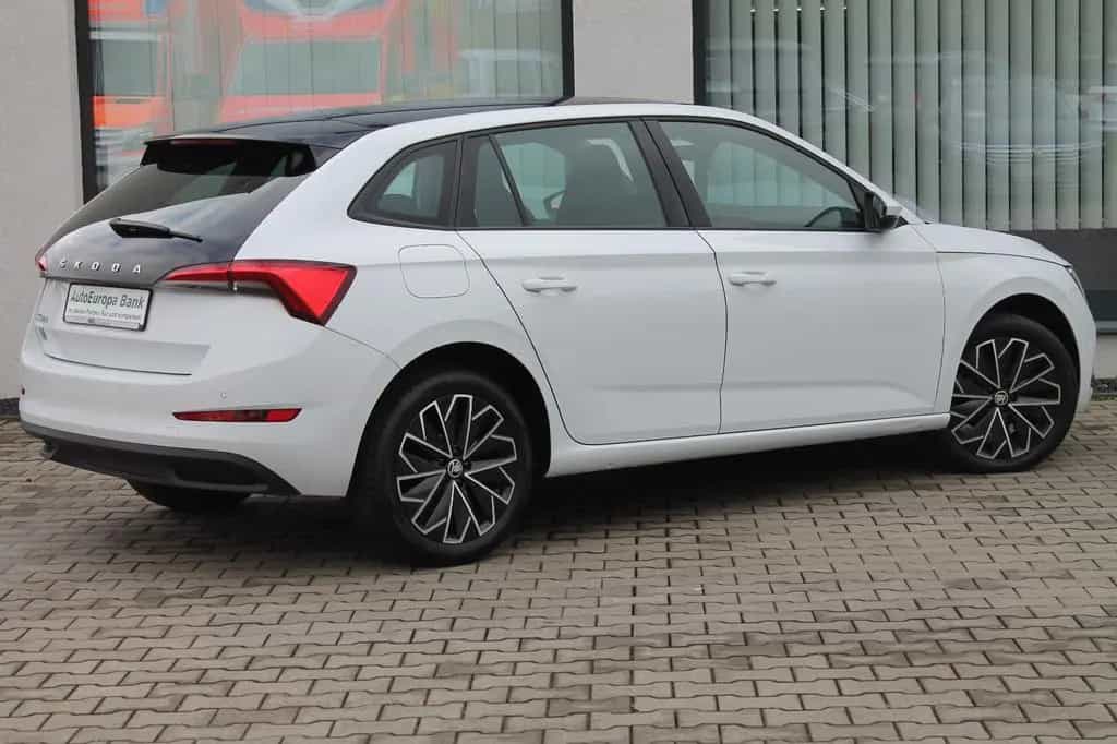 Skoda Scala Style*LED*NAVI*PANO*AHK*PDC* 11/2021-photo-5