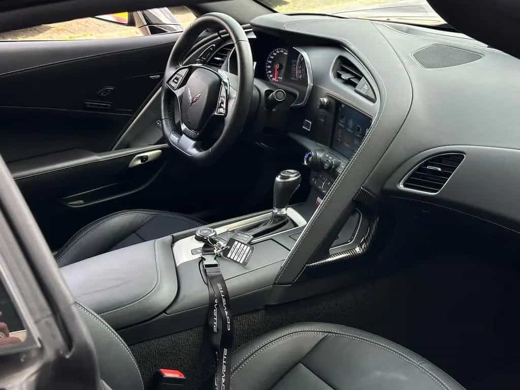 Corvette C7 Stingray 2LT HUD JGD Attack Vollaustattung 04/2016-photo-17