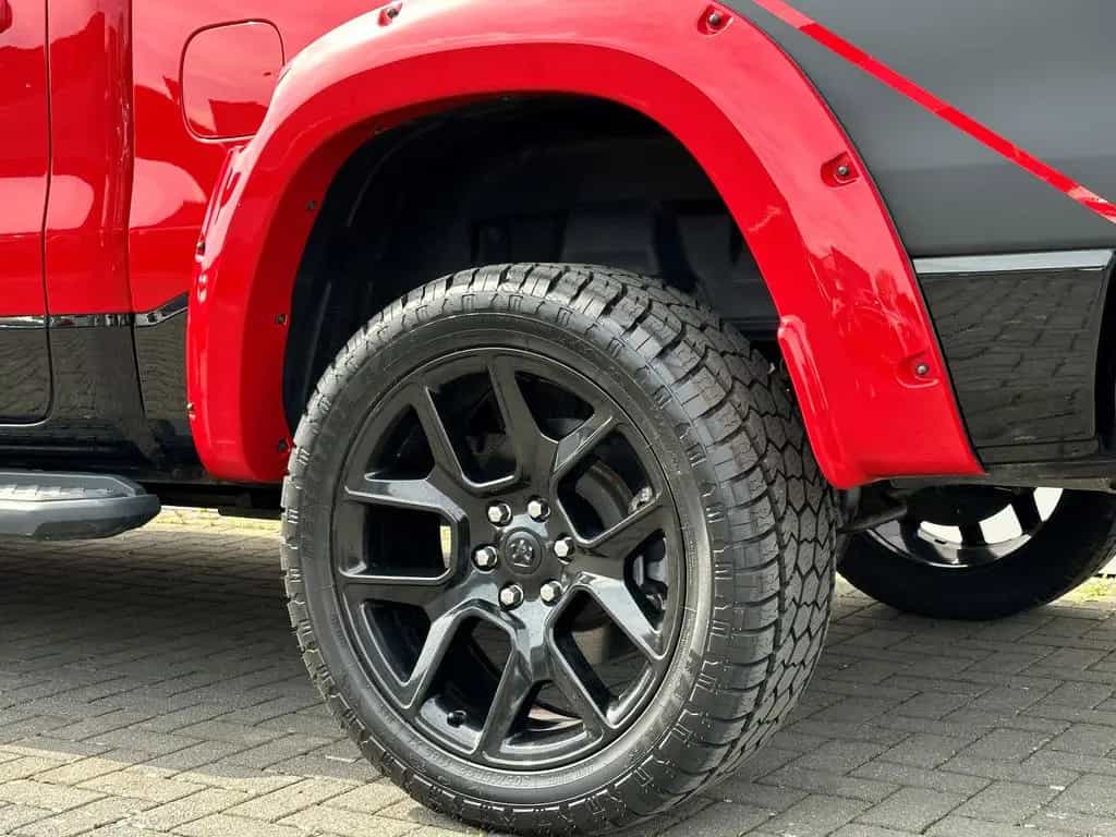 Dodge RAM 1500 Offroad 5,7 Pano 4x4 HUD 12´ Displ 22´ 04/2022-photo-18