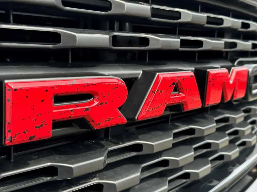 Dodge RAM 1500 Offroad 5,7 Pano 4x4 HUD 12´ Displ 22´ 04/2022-photo-19