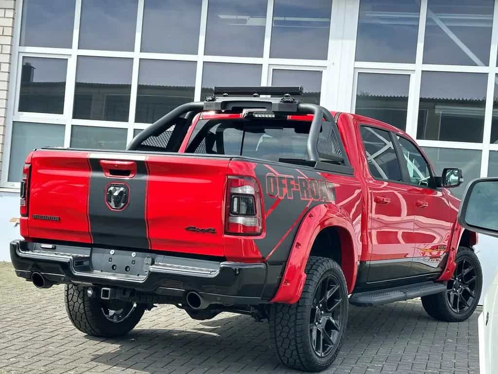 Dodge RAM 1500 Offroad 5,7 Pano 4x4 HUD 12´ Displ 22´ 04/2022-photo-3