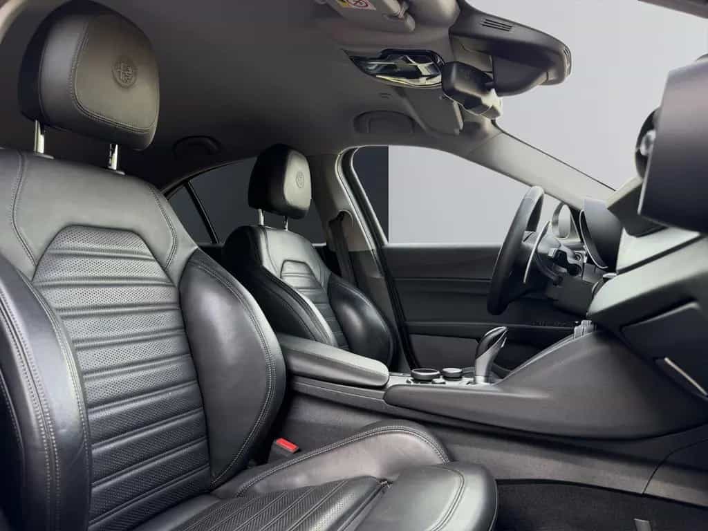 Alfa Romeo Giulia Veloce Q4 *Leder Navi Kamera SHZ ACC* 03/2019-photo-16