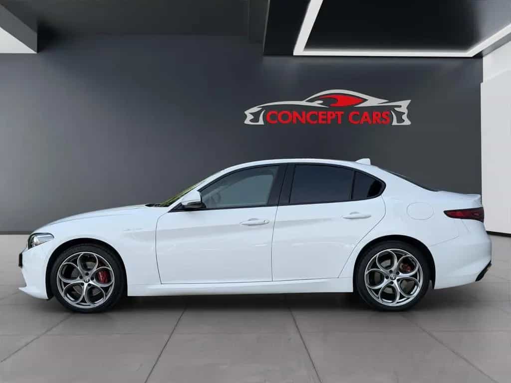 Alfa Romeo Giulia Veloce Q4 *Leder Navi Kamera SHZ ACC* 03/2019-photo-3