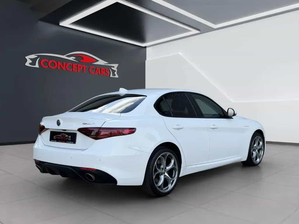 Alfa Romeo Giulia Veloce Q4 *Leder Navi Kamera SHZ ACC* 03/2019-photo-6