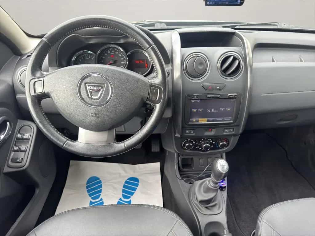 Dacia Duster I~Prestige 4x2~Servo~SHZ~KLIMA~NAVI~DACHR 05/2015-photo-9