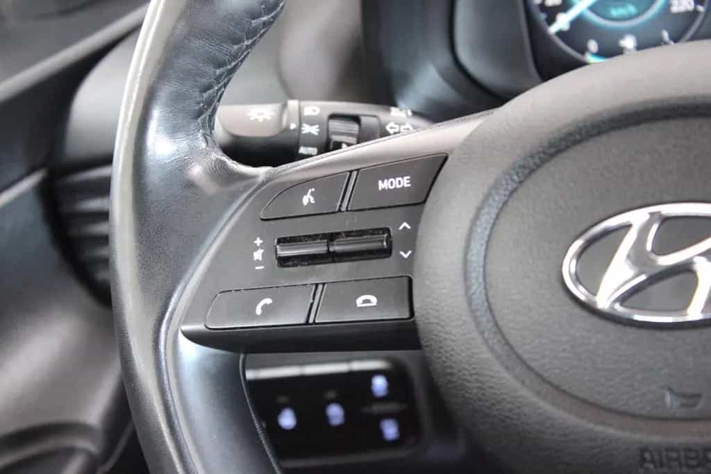 Hyundai i20 1.0 T-GDI Hybrid Autom. Trend *NAVI*LED*BOSE 10/2020-photo-30