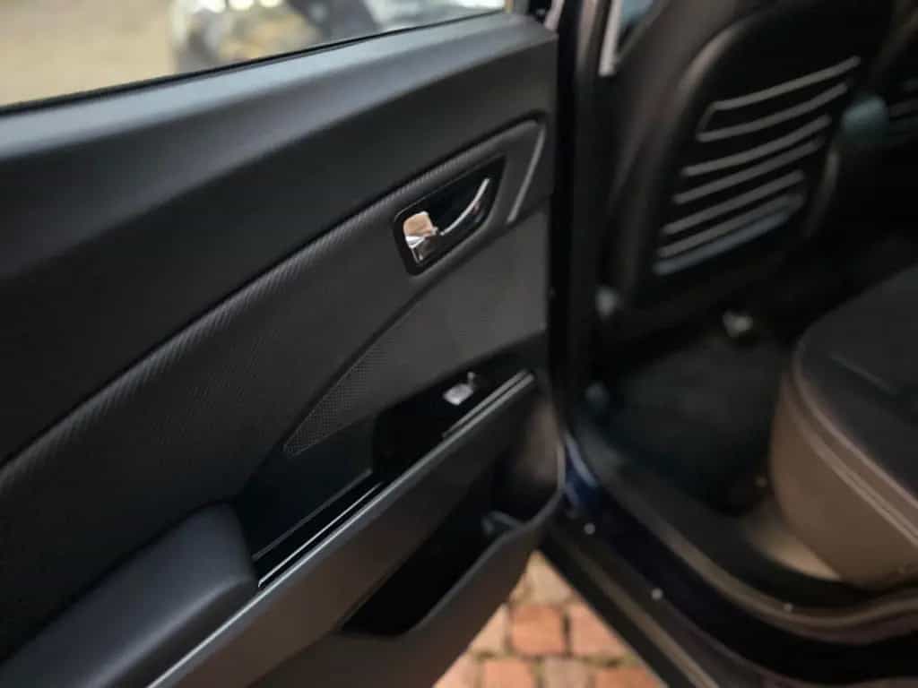 Ssangyong XLV 1 Hand 11/2018-photo-15