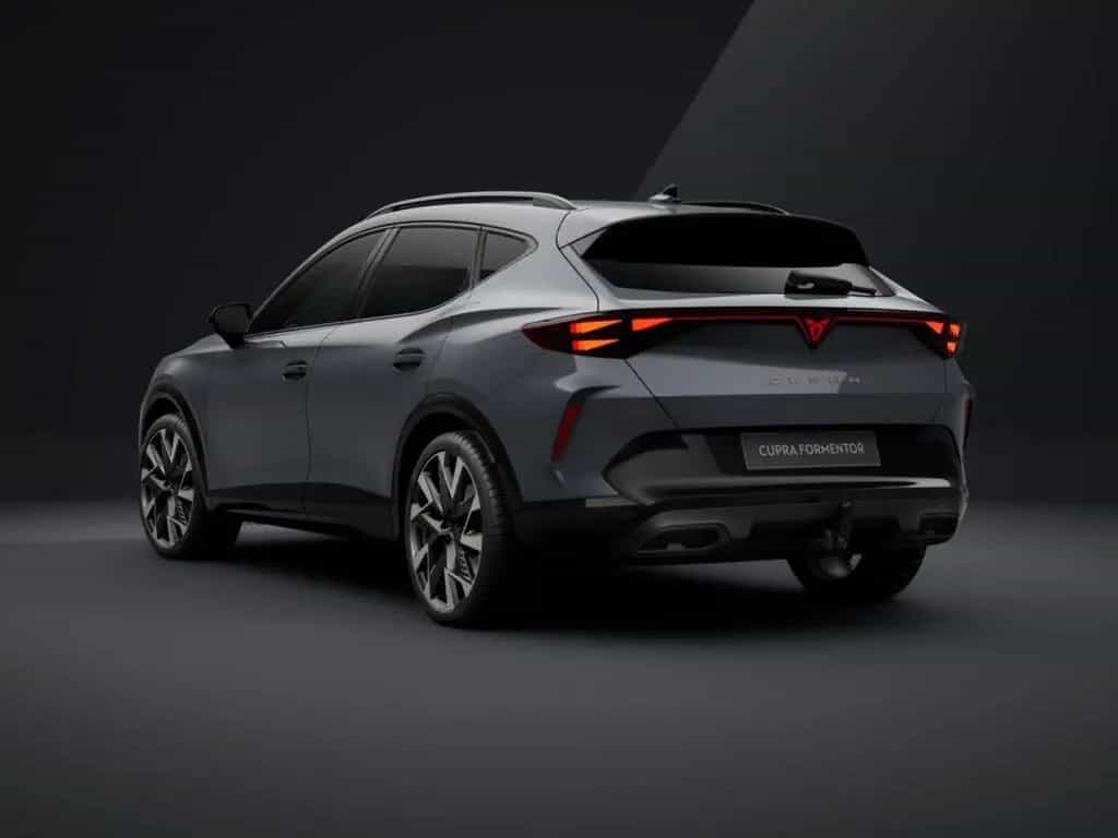Cupra Formentor 2.0 TSI 4Drive DSG+PANO+AHK+SENNH+360G 05/2026-photo-3