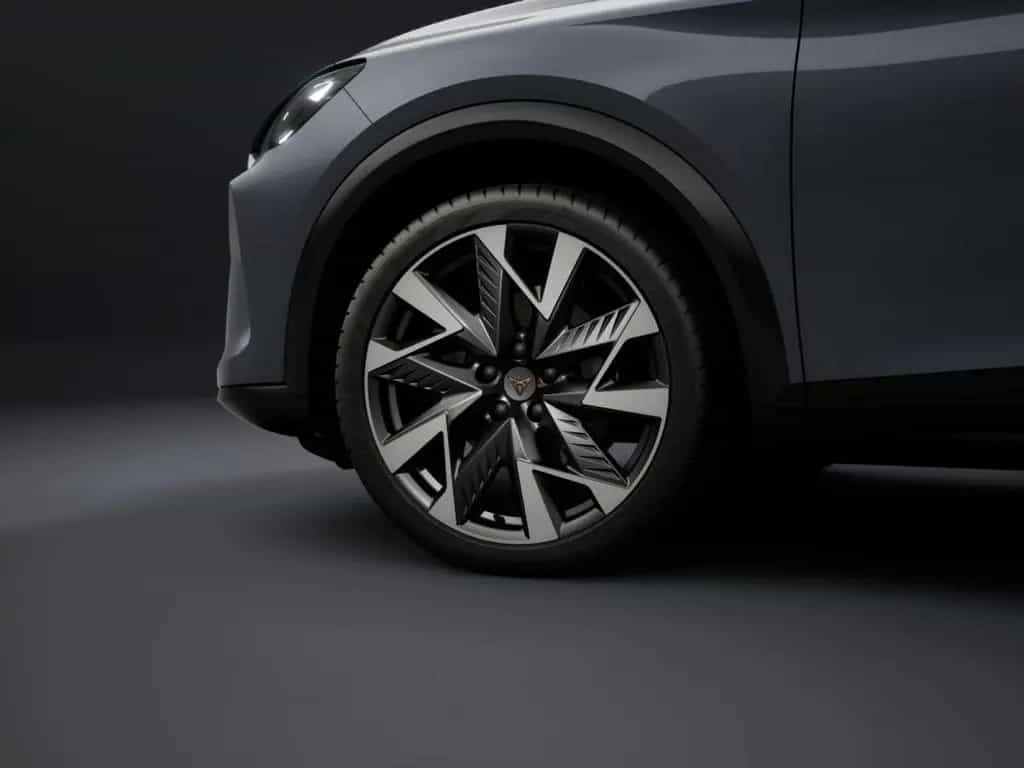 Cupra Formentor 2.0 TSI 4Drive DSG+PANO+AHK+SENNH+360G 05/2026-photo-4