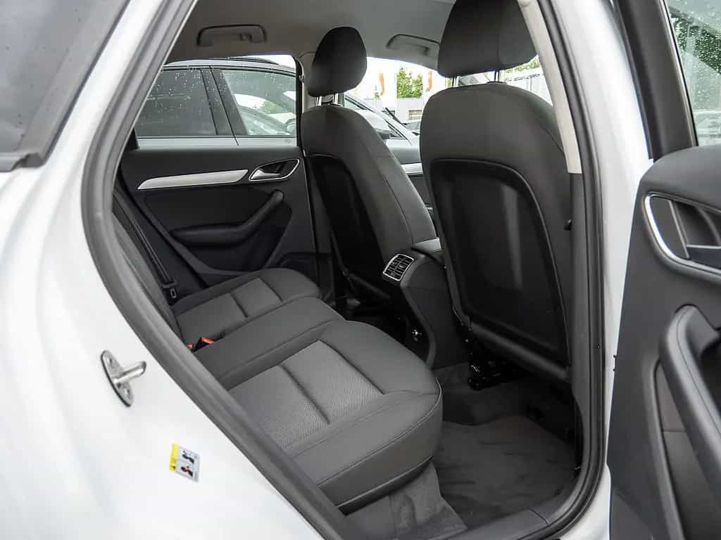 Audi Q3 1.4 TFSI KLIMA PDC SHZ KAMERA XENON NAVI 05/2017-photo-3