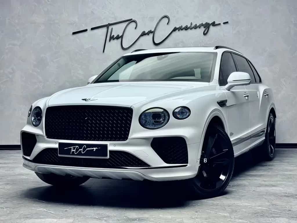 Bentley Bentayga V8 EWB BLACKLINE PANO NAIM 22" FULL PPF 01/2024-photo-0