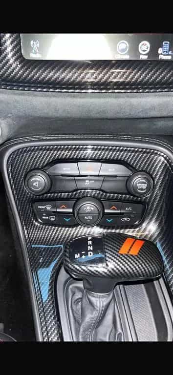 Dodge Challenger 03/2015-photo-12