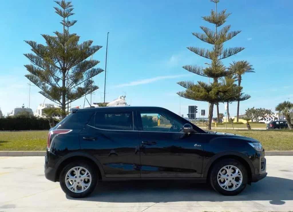 Ssangyong Tivoli 1.2 GDI Turbo Gpl 2WD Comfort 08/2023-photo-3