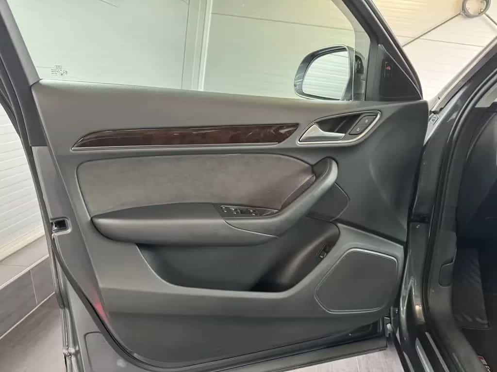 Audi Q3 2.0 TFSI quattro S-Line |AHK|LED|Navi|Kamera 04/2017-photo-9