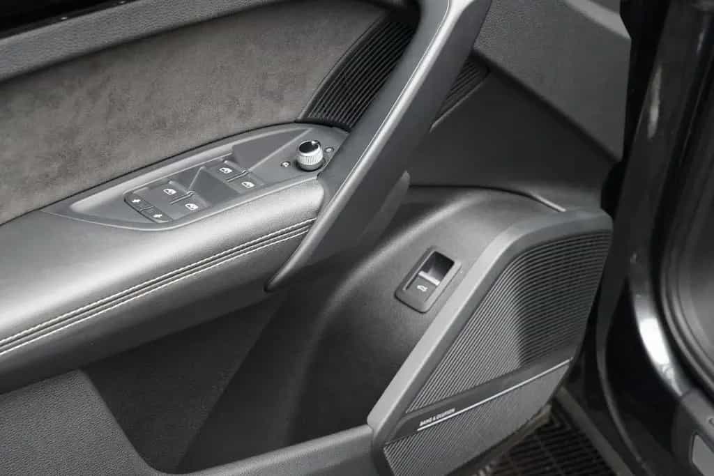 Audi SQ5 3.0 TFSI Quattro ACC AHK MATRIX B&O Memory 05/2018-photo-36