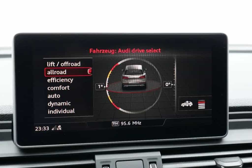 Audi SQ5 3.0 TFSI Quattro ACC AHK MATRIX B&O Memory 05/2018-photo-48