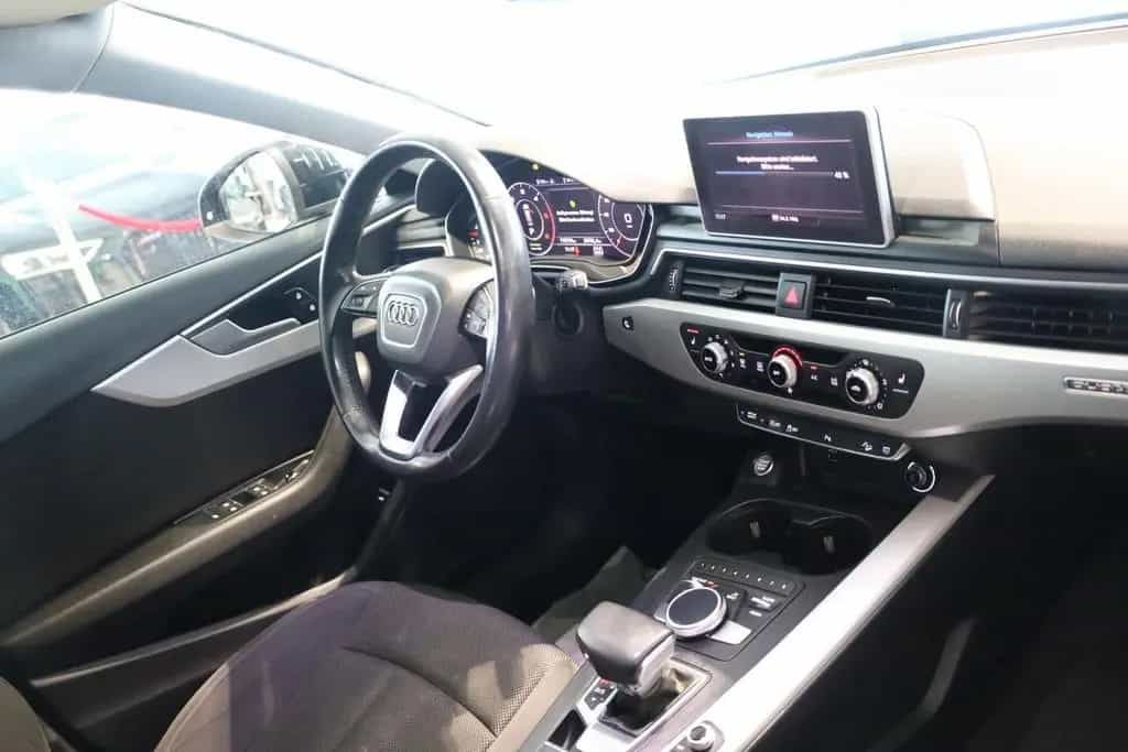 Audi A4 Allroad quattro Anhängerkupplung 07/2019-photo-17