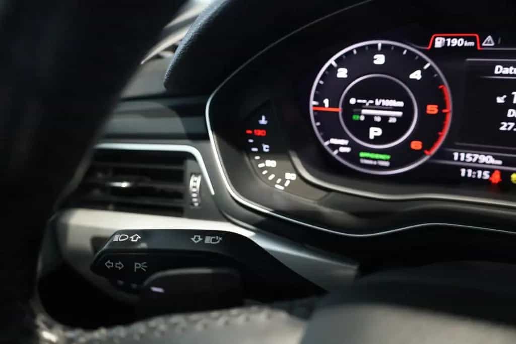 Audi A4 Allroad quattro Anhängerkupplung 07/2019-photo-23