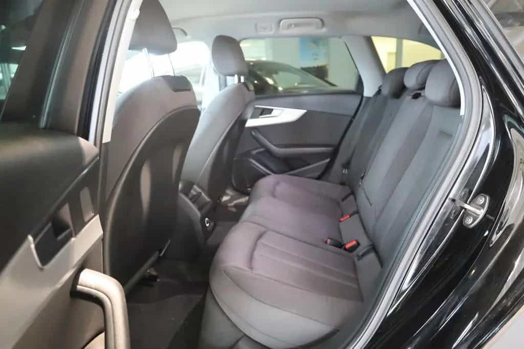Audi A4 Allroad quattro Anhängerkupplung 07/2019-photo-33