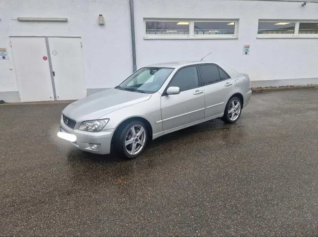 Lexus IS 200 , Facelift, Xenon,Klima,Service Neu 12/2003-photo-3