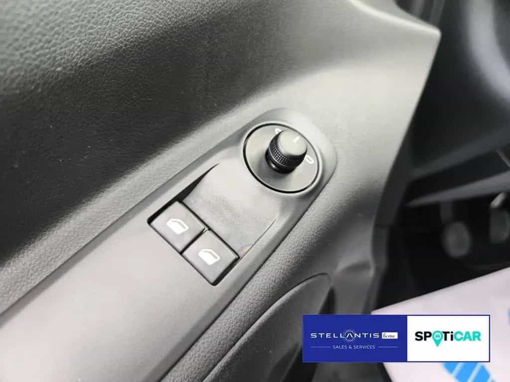 Citroën Berlingo Feel XL 04/2023-photo-11