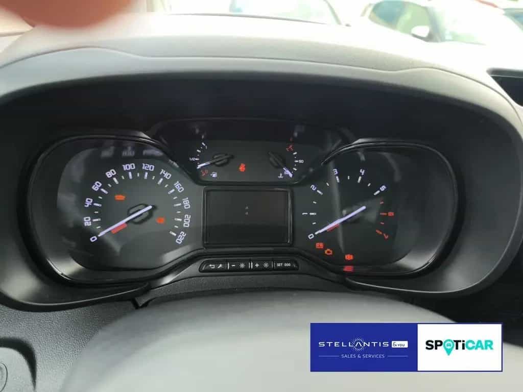Citroën Berlingo Feel XL 04/2023-photo-14