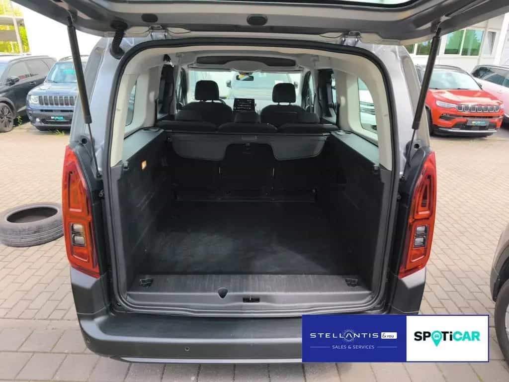 Citroën Berlingo Feel XL 04/2023-photo-5