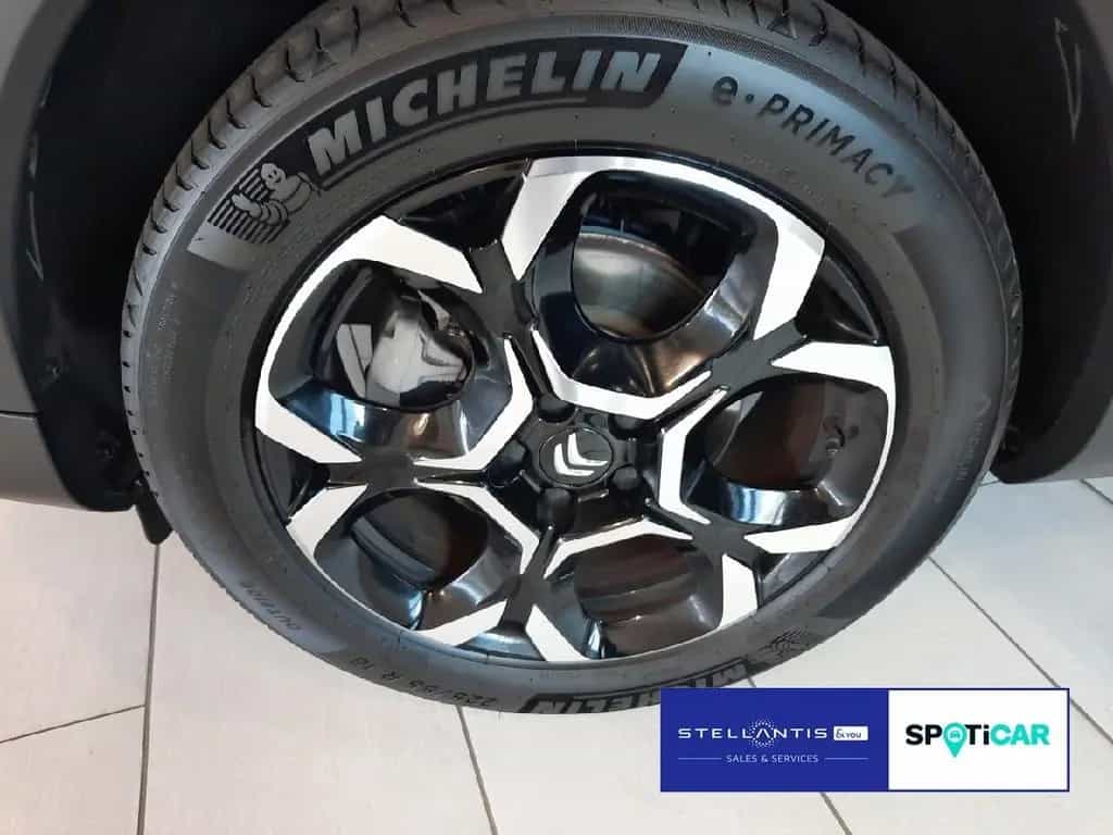 Citroën C5 Aircross Shine 130 EAT PanoDach 04/2024-photo-10