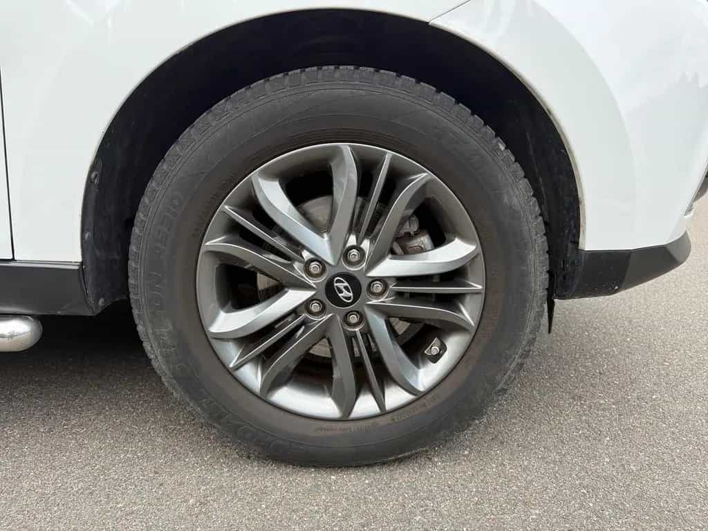 Hyundai ix35 1.6 Trend 2WD Teilleder 4x Sitzheizung PDC 08/2015-photo-15