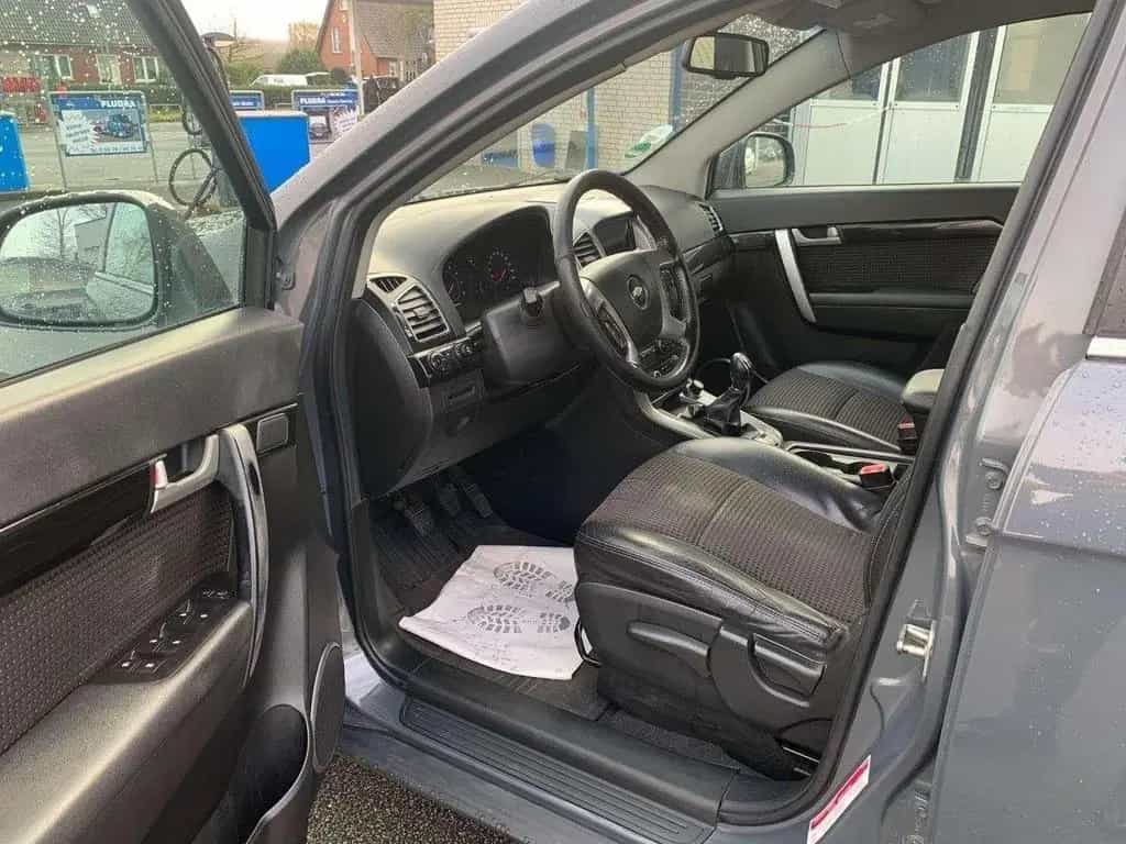 Chevrolet Captiva 2.4 LT 2WD/AHK/7 SITZER 06/2011-photo-12
