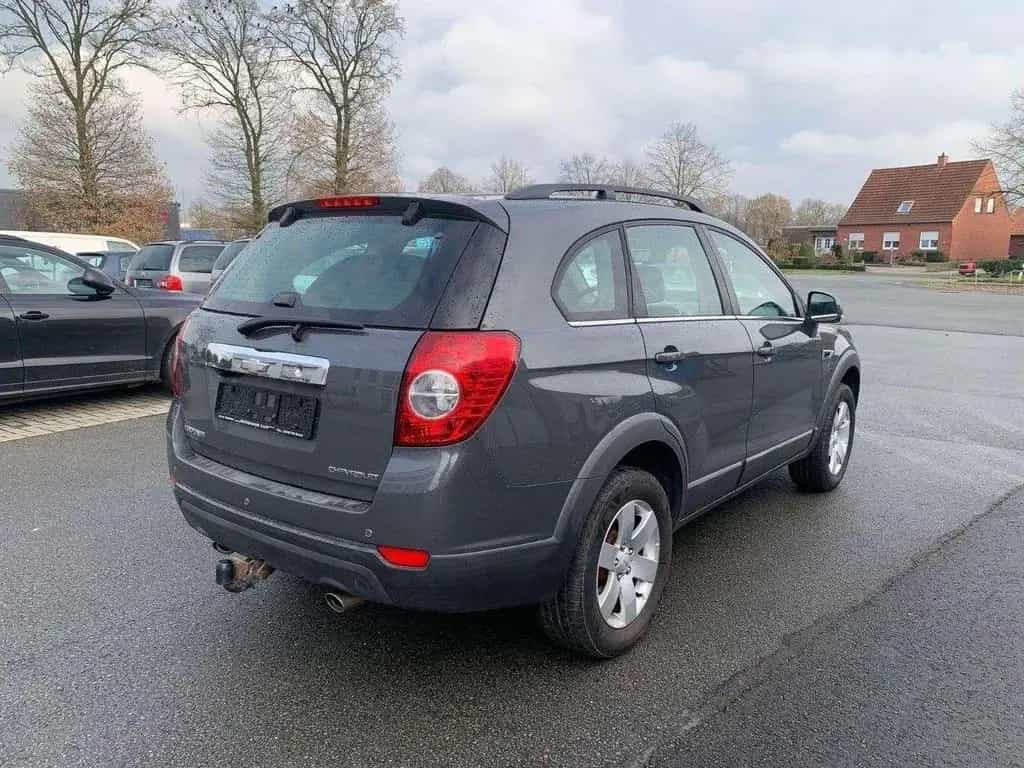 Chevrolet Captiva 2.4 LT 2WD/AHK/7 SITZER 06/2011-photo-6