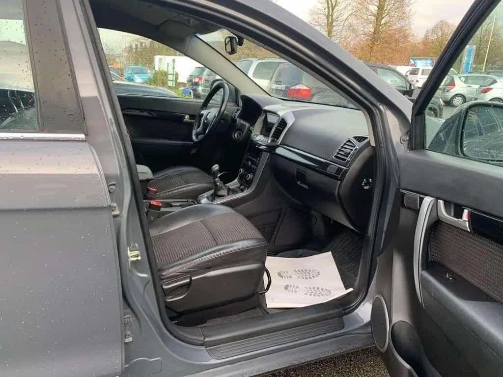 Chevrolet Captiva 2.4 LT 2WD/AHK/7 SITZER 06/2011-photo-8