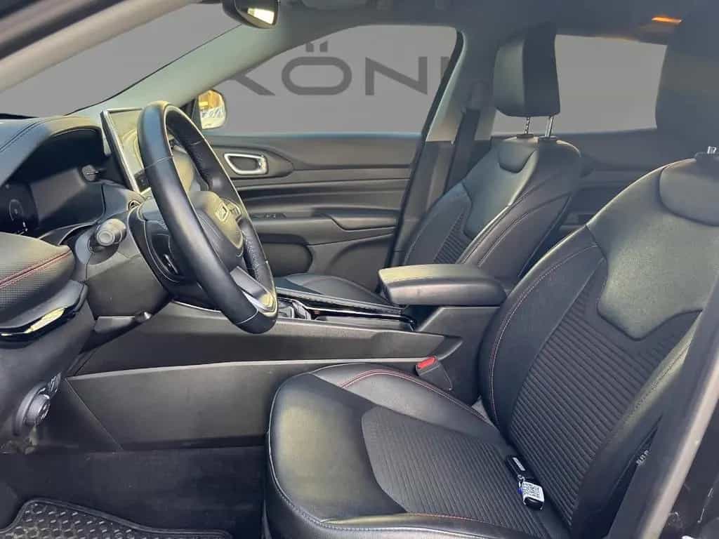 Jeep Compass 1,5l GSE T4 48V e-Hybr 01/2024-photo-6
