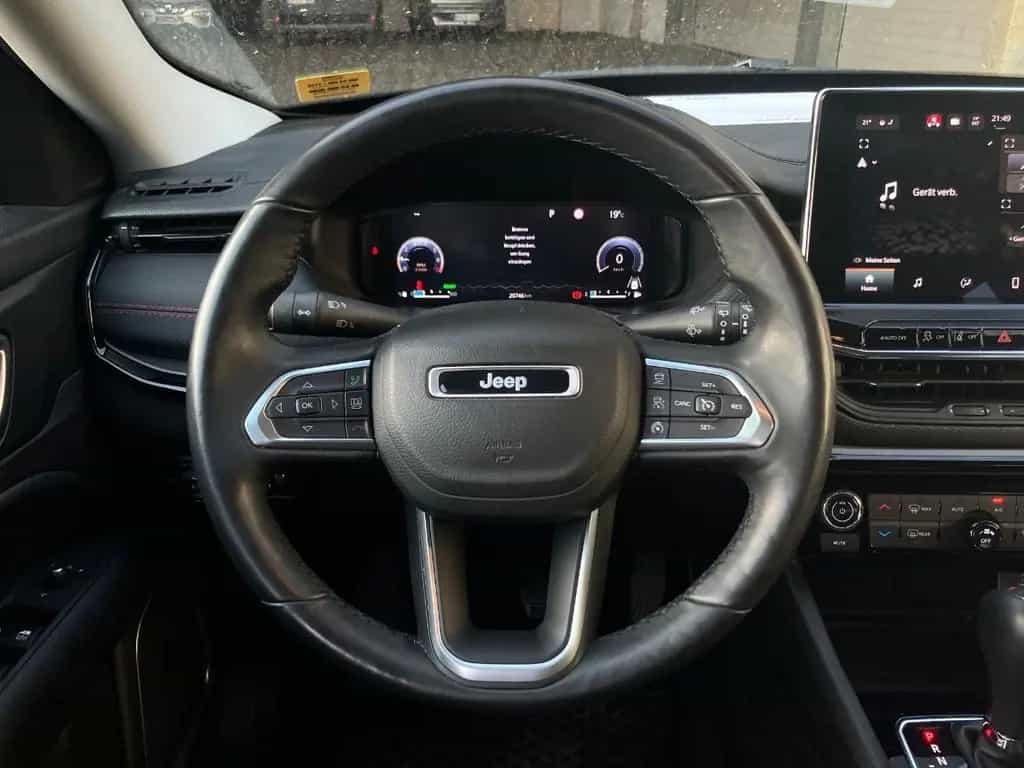 Jeep Compass 1,5l GSE T4 48V e-Hybr 01/2024-photo-9