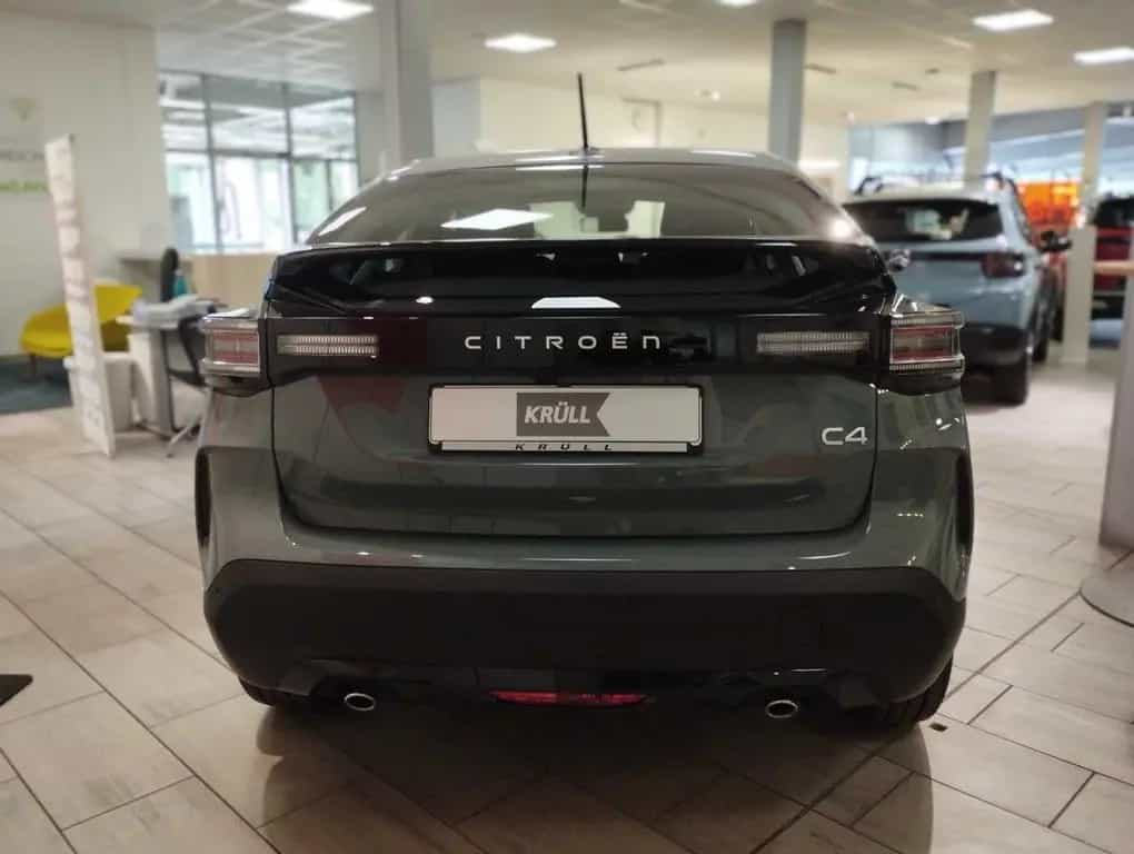 Citroën C4 130 S&S EAT8 Plus - GJR - 09/2025-photo-4