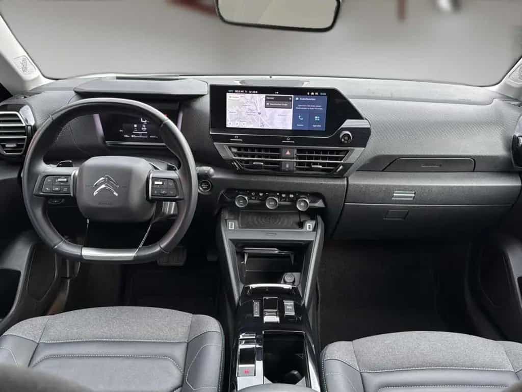 Citroën C4 1.5 BlueHDI 130 Max *Pano+ACC+Kamera* 01/2024-photo-9