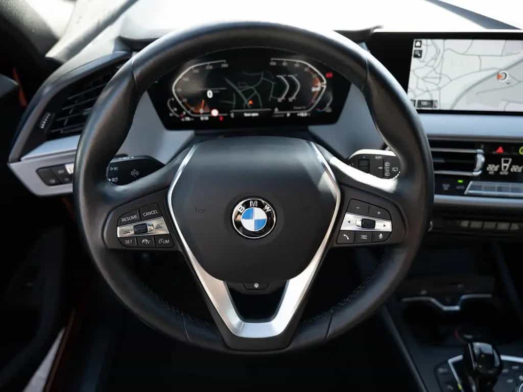 BMW 118 i Advantage AHK HUD LED ACC W-LAN NAVI KAMERA 06/2021-photo-10